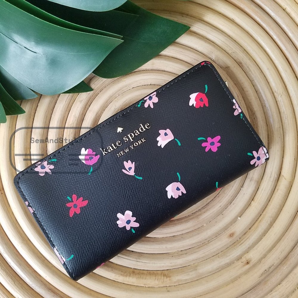Kate Spade NWT Kate Spa Staci Ditsy Buds Large Slim Bifold Wallet in Black - Picture 2 of 14